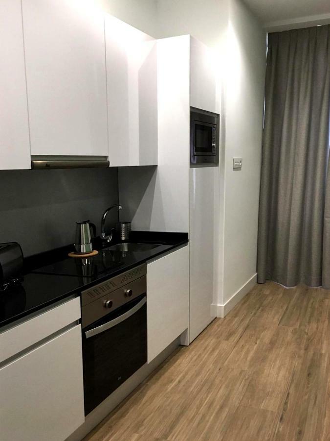 New Point Opera Aparthotel Madrid Exteriör bild